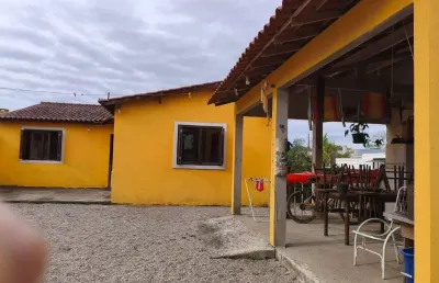 Ótima casa no laranjal com 2 dormitórios sendo 1 suíte