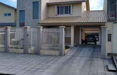 Casa com 3 quartos à venda na Rua Orlando Brizolara Azevedo, Três Vendas, Pelotas