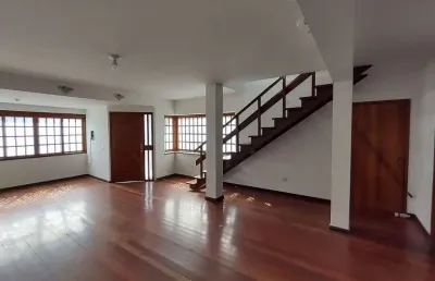 Casa com 5 quartos à venda na Rua Barros Cassal, Areal, Pelotas