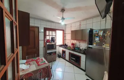 Casa com 3 quartos à venda na Rua Comendador Henrique Lorea, Areal, Pelotas