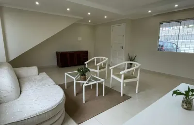 Casa com 2 quartos para alugar na Rua Doralice Espíndola, Barra do Aririú, Palhoça