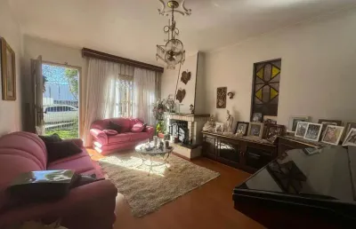 Excelente casa no bairro santa  catarina com terrono de 360 m²