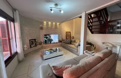 Casa semimobiliada com 3 suítes no bairro colina sorisso