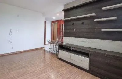 Apartamento com 02 dormitórios e andar alto no bairro desvio rizzo