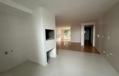 Apartamento 03 dormitórios no bairro panazzolo 03 vagas de garagem