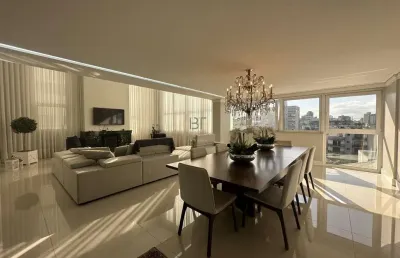 Apartamento semimobiliado com 4 suítes e 4 vagas de garagem no bairro exposição
