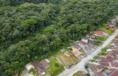 Terreno com 630 metros já com projeto iririú - joinville - sc