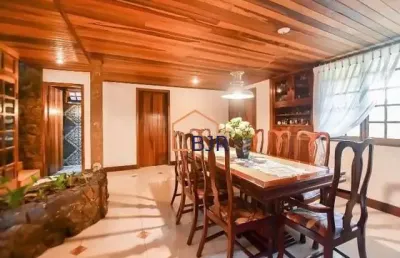 Casa com 5 quartos à venda na rua vereador washington mansur, 975, ahú, curitiba por r$ 1.970.000