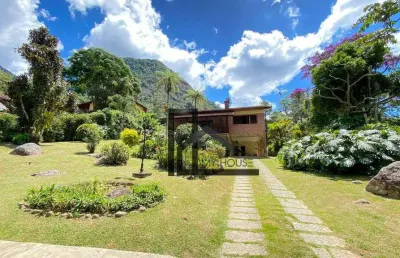 Casa com terreno de 1.800 m², 5 dormitórios e área de lazer privativo - 5 minutos da feirinha do alto