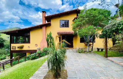 Casa de campo dentro de condomínio à venda, 188 m² - vargem grande - teresópolis/rj