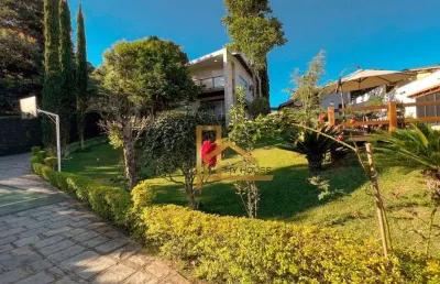 Casa de alto padrão no bairro do golfe em teresópolis-rj