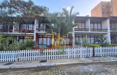 Casa em condomínio no alto com lazer completo perto de tudo
