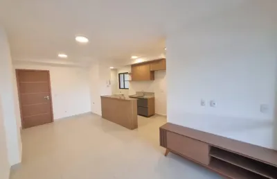 Apartamento com 3 quartos para alugar na Rua Valter Fernandes, 170, Capim Macio, Natal