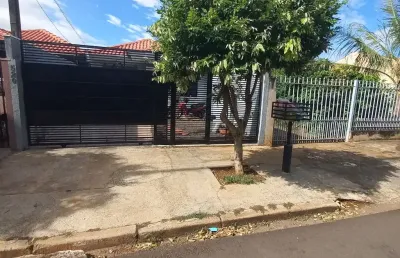 Residencia  geminada c 3 quartos/ troca p casa com terreno inteiro em maringá.