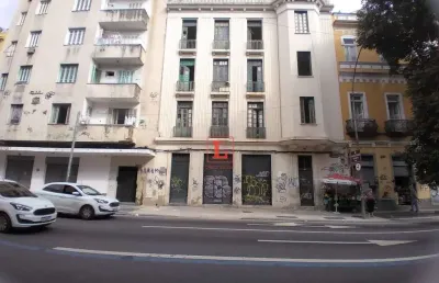 Prédio com vários conjugados no centro do rio para venda e localização excelente