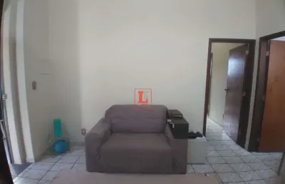 Casa à venda com 4 quartos, 2 banheiros 140m² por r$ 400.000