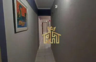 Apartamento reformado a 50 metros da praia no bairro ocian – praia grande/sp