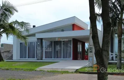 Casa de alto padrão à venda – bairro furnas, balneário gaivota/sc