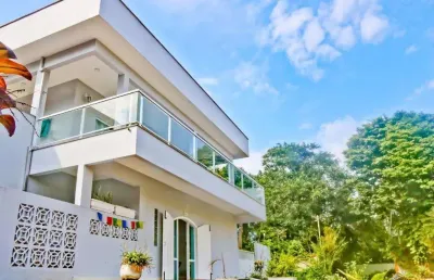 Casa com 9 quartos à venda em tenório, ubatuba  por r$ 2.700.000