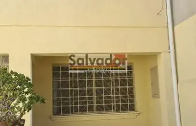 Casa com 3 quartos para alugar na Rua Manuel de Paiva, --, Vila Mariana, São Paulo