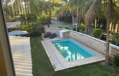 Maramar a venda, casa com 8 quartos, sendo 4 suítes. 55m de construção.