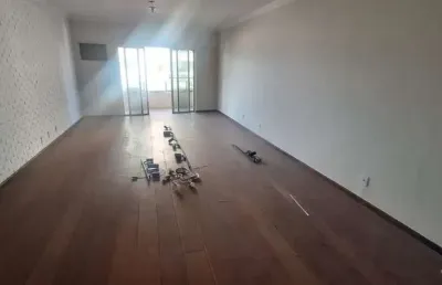 Mário guimarães, 5 quartos com 2 suítes, 290m, 2 vagas. centro de nova iguaçu.