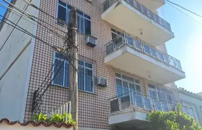 Excelente apartamento com 78m, ampla sala, 3 quartos sendo 1 dependência. 1 vaga