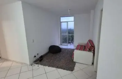 Pontões, barra sul, 2 quartos com vaga, 60m com sala ampla e varanda. lazer.