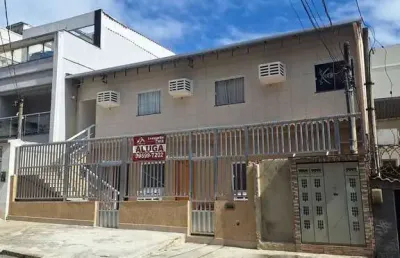 Vista alegre, apartamento com sala com cozinha, banheiro e 1 quarto. reformado.