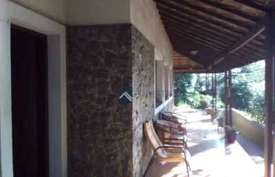 Casa com 5 dormitórios à venda, 300 m² por r$ 2.500.000,00 e locação r$ 5.000,00 - centro - vinhedo/sp