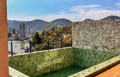 Vista mar 440m² com piscina 4 suítes 4 vagas canto da praia em itapema - sc