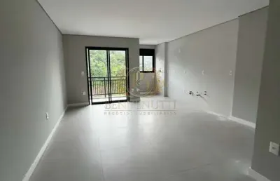 78m² 3 dormitórios sendo 1 suíte 2 vagas de garagem na praia dos amores em itajaí - sc