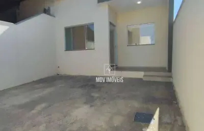 Casa 3 quartos com suite totalmente independente e 2 vagas de garagem !