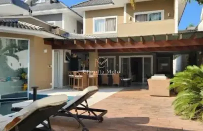 Casa em condomínio fechado com 4 quartos à venda na Barra da Tijuca, Rio de Janeiro 