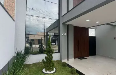 Sobrado moderno e aconchegante no condomínio vila paraty