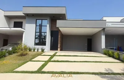 Casa com 3 suítes e quintal no condomínio jardins di roma