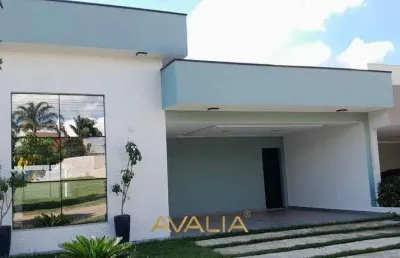 Casa com 3 suítes e piscina no condomínio alto de itaici