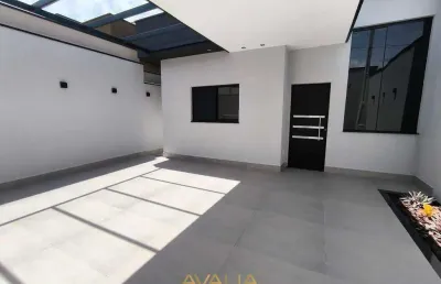 Casa com amplo quintal e 2 dormitórios a venda em indaiatuba