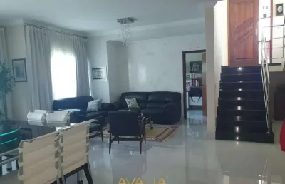 Casa a venda com 4 quartos (2 suítes) e piscina no condomínio belville - indaiatuba