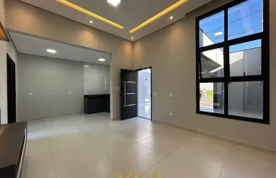 Casa terrea novinha no jd bom sucesso três dormitórios e uma suite.