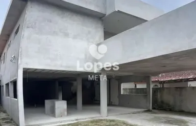 Sobrado à venda a menos de 500 metros da praia - ubatuba/sp