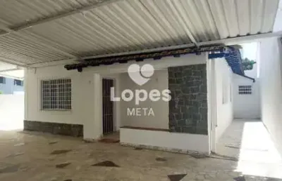 Casa para locação, bairro vila adyana, 3 salas, 1 vaga de garagem, sjc/sp