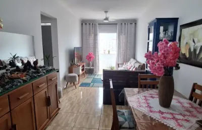 Oportunidade!amplo apartamento em prédio frente mar com 2 dormitórios e 1 suíte