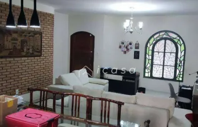 Casa com 4 dormitórios à venda, 201 m² por r$ 1.150.000,00 - centro - caçapava/sp