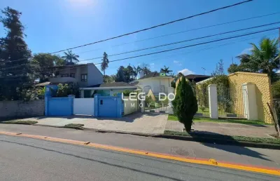 Casa com 4 dormitórios à venda, 238 m² por r$ 1.800.000,00 - bom retiro - joinville/sc