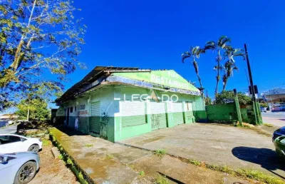 Imóvel comercial de esquina na rua albano schmidt por r$ 850.000 - boa vista - joinville/sc