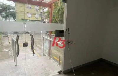 Aluga-se casa com 10 vaga 8 salas tudo reformado excelente oportunidade s
