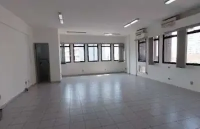 Sala comercial para alugar na Avenida Ana Costa, 254, Campo Grande, Santos