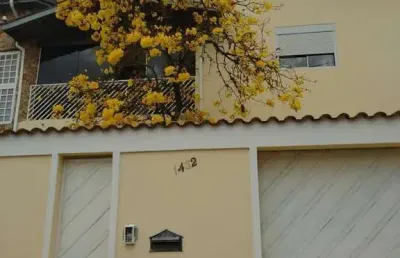 Sobrado à venda em campinas, chácara da barra, com 4 suítes, com 358 m²