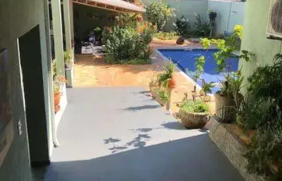 Sobrado à venda em campinas, parque das universidades, com 3 suítes, com 532 m²